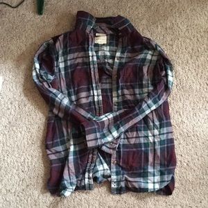 American Eagle Button up shirt